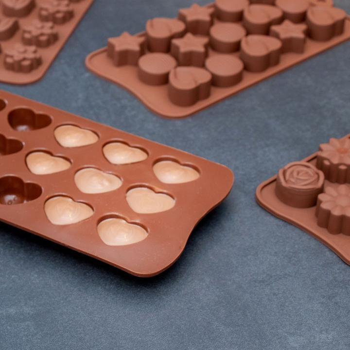 Produktbild Intirilife 10-teiliges Set mit Silikon Backformen