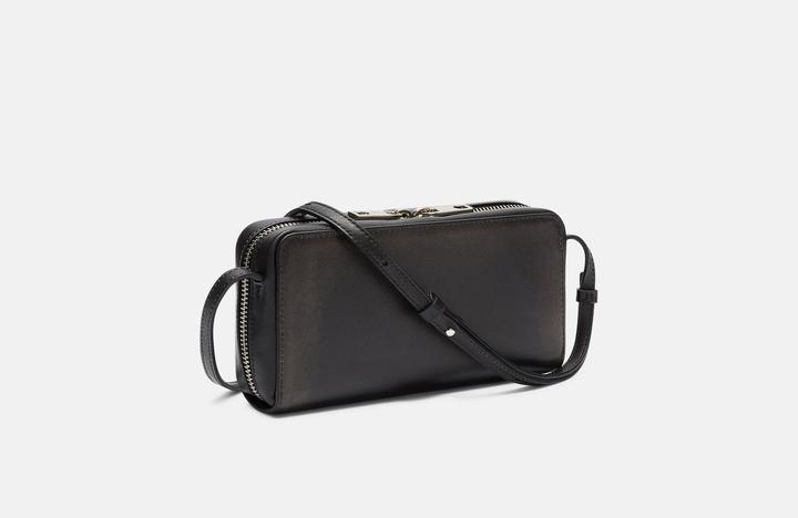 Image du produit Liebeskind Berlin Crossbody Kleine Crossbody-Bag aus festem Leder