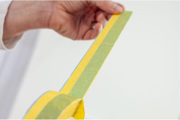 Produktbild tesa 4460 2in1 Präzisionskrepp, doppellagiges Malerband, UV- und wetterbeständig, 25mm x 25m (25 mm)