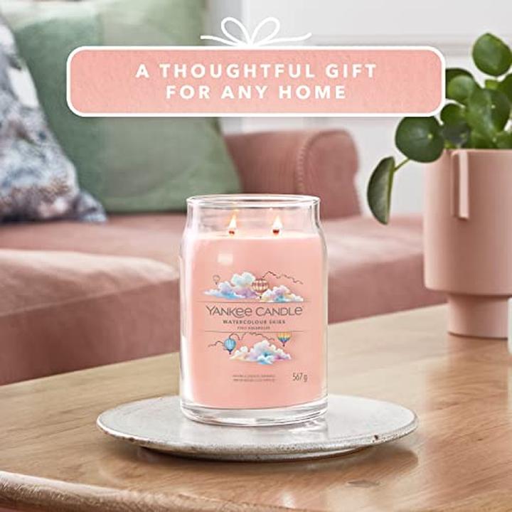 Actual product image Yankee Candle Duftkerze Watercolour Skies Signature Large Jar