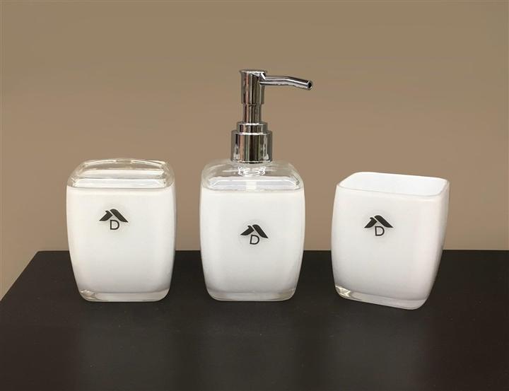 Image du produit Domoletti DISTRIBUTEUR DE LOTION ACRYLIQUE TAILLE/7X7X13.5CM