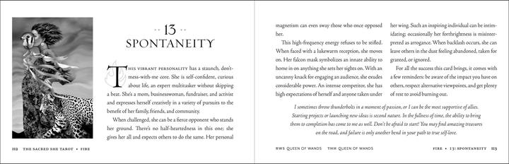 Produktbild The Sacred She Tarot Deck and Guidebook (Englisch, Ma Deva Padma, 2023)