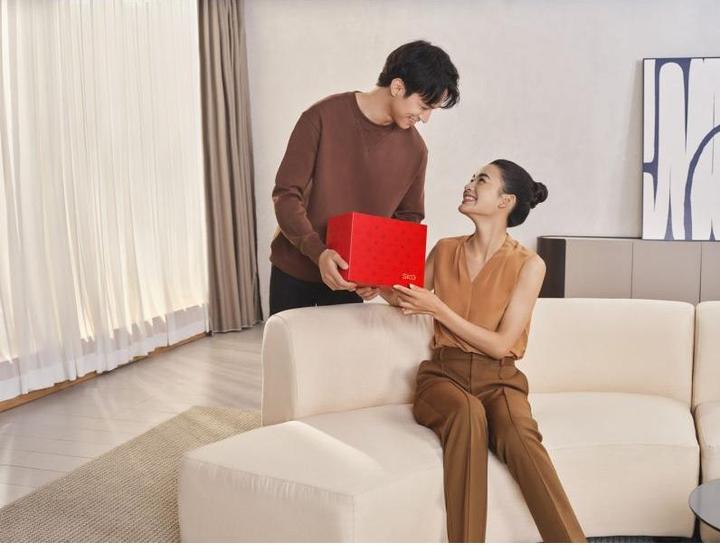 Productafbeelding SKG Neck Massager H7 ultra-E - Golden (golden massage heads)