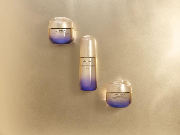 Actual product image Shiseido Vital Perfection Uplifting & Firming (50 ml, Day cream, SPF 30)
