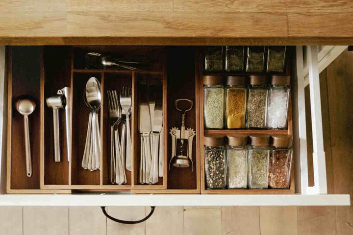 Actual product image Wenko Drawer spice rack