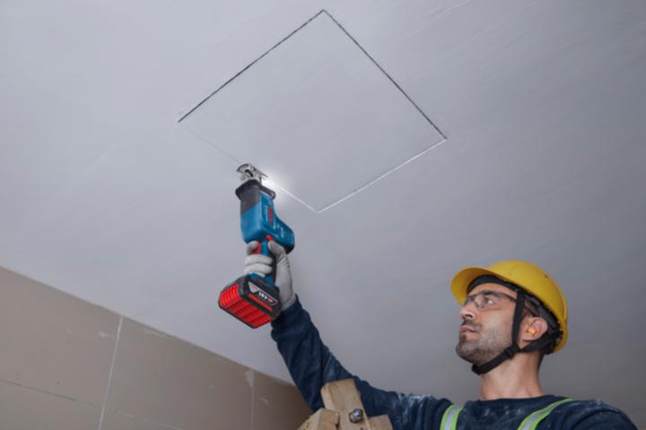 Actual product image Bosch Hausgeräte Bosch Akku-Säbelsäge GSA 18V-24 (solo L)