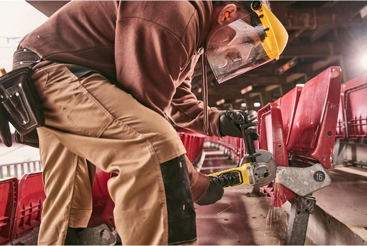 Produktbild Stanley ST-WINKELSCHLEIFER V20 2x4.0Ah 125mm SFMCG700M2K (125 mm)