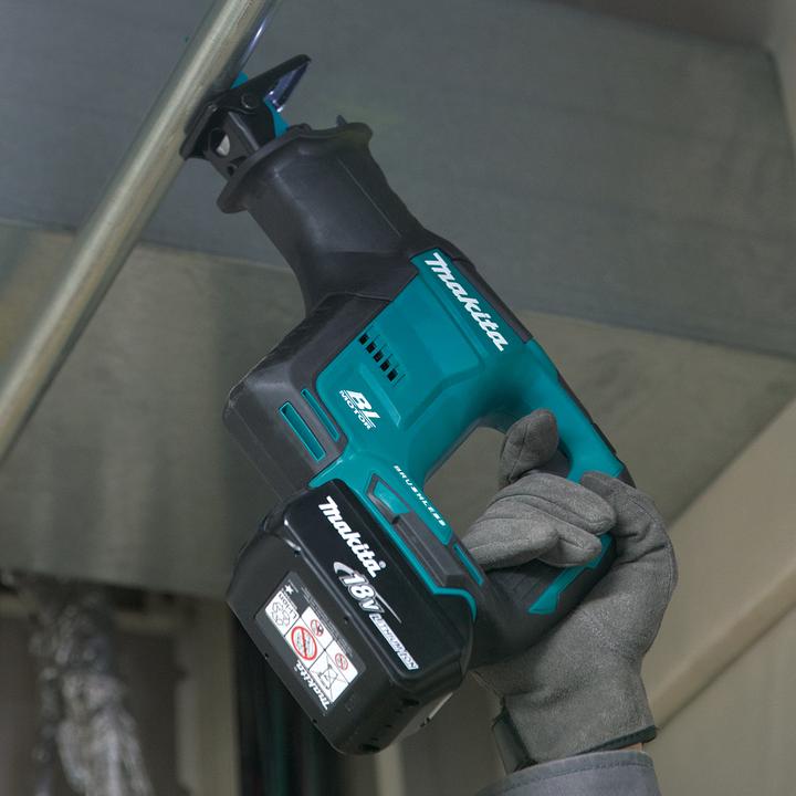 Actual product image Makita Sabre saw