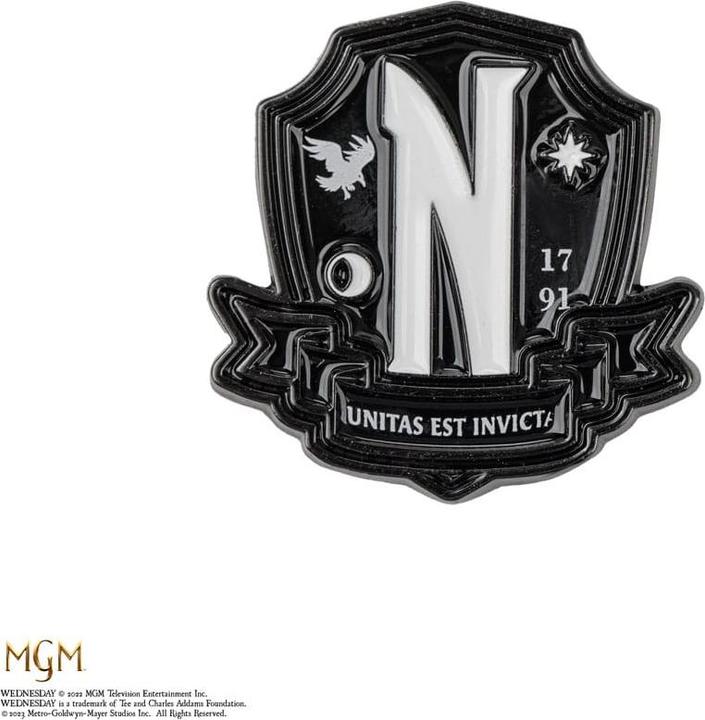 Produktbild Cinereplicas Wednesday Ansteck-Pins 2er-Pack Nevermore Academy