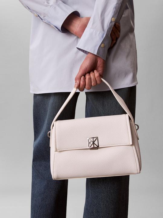 Immagine prodotto Calvin Klein CK Monogram Plaque Shoulder Bag
