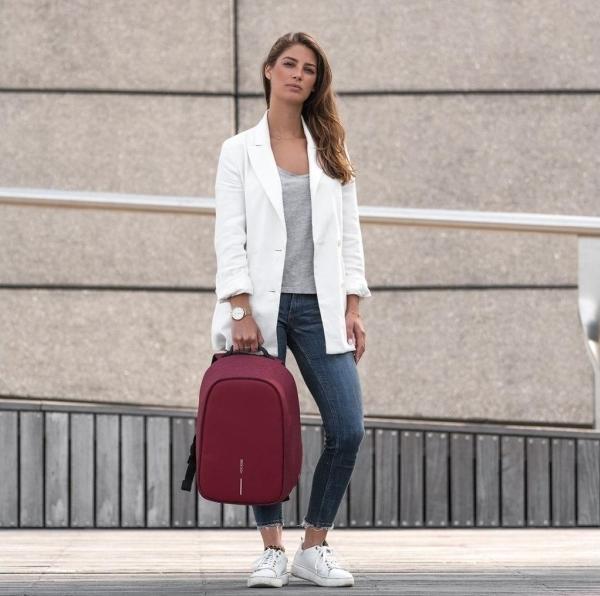 Actual product image XD Design Anti-theft backpack Bobby Hero Small (Red) (11.50 l)