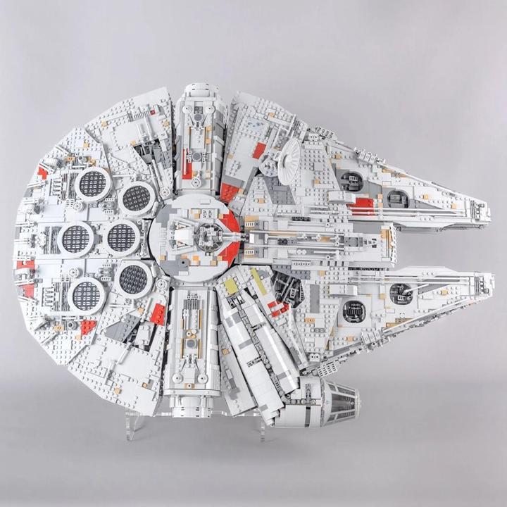 Actual product image iDisplayit Acrylic stand 2 in 1 for LEGO® 75192 Star Wars UCS Millennium Falcon