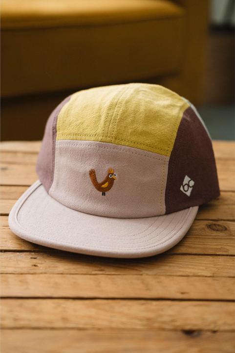 Actual product image Bavarian Caps Chicken (One size)