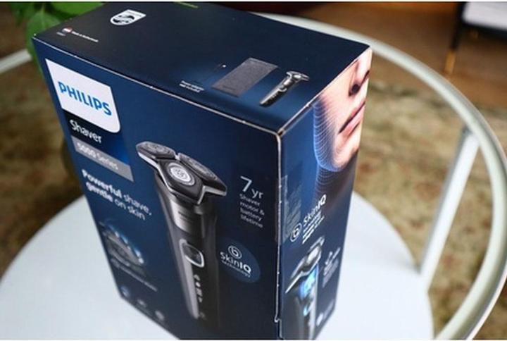 Actual product image Philips Shaver Series 5000 (S5887/10)