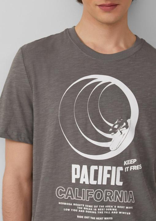 Produktbild S.Oliver T-Shirt Baumwoll-T-Shirt mit Frontprint und Flammgarnstruktur (L)