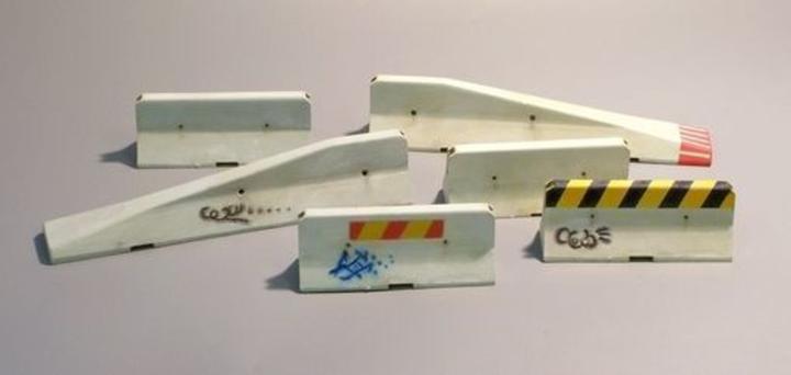 Plus Model Wegversperringen - kort