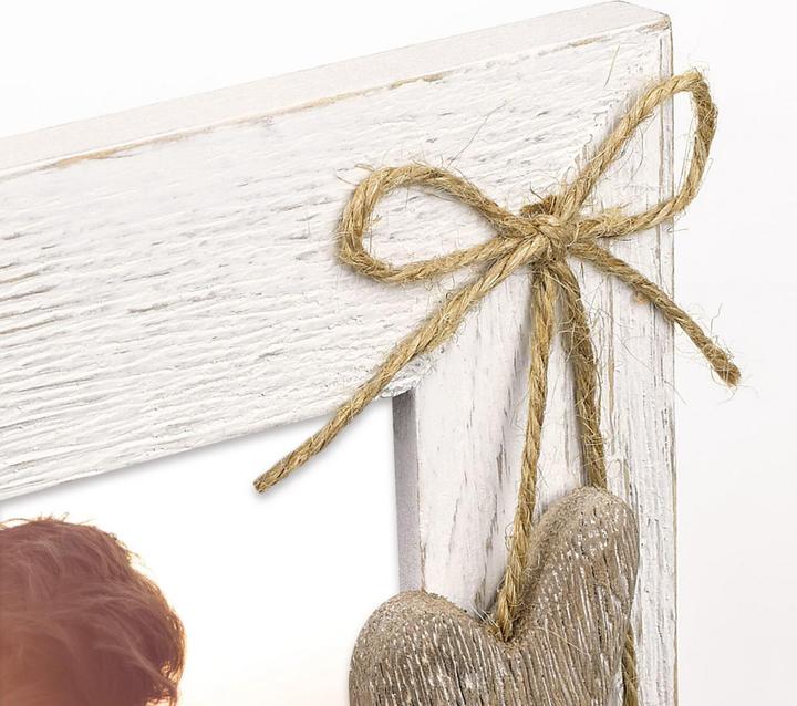 Actual product image ZEP Lille white 13x18 Holz Portrait mit Herzen RE657W (13 x 18 cm)