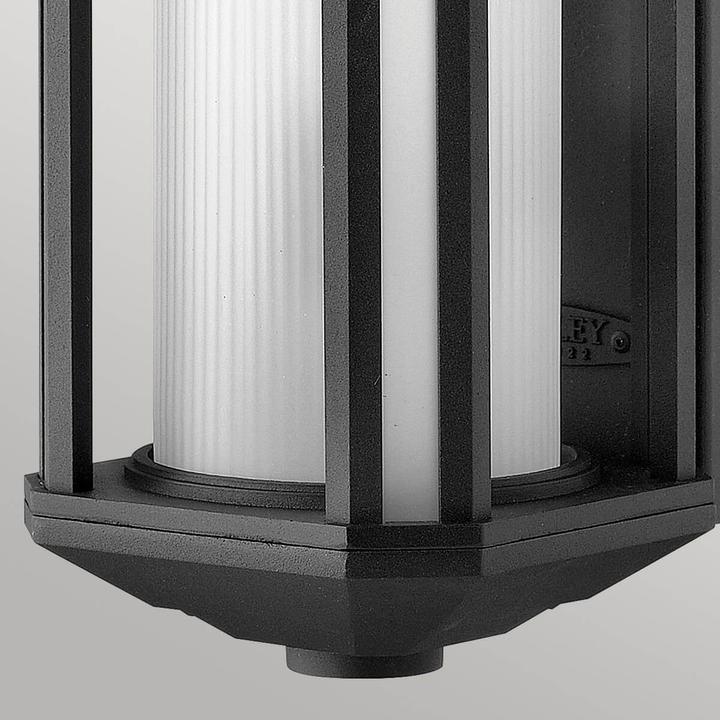 Actual product image Quintiesse Castelle (E27, IP44)