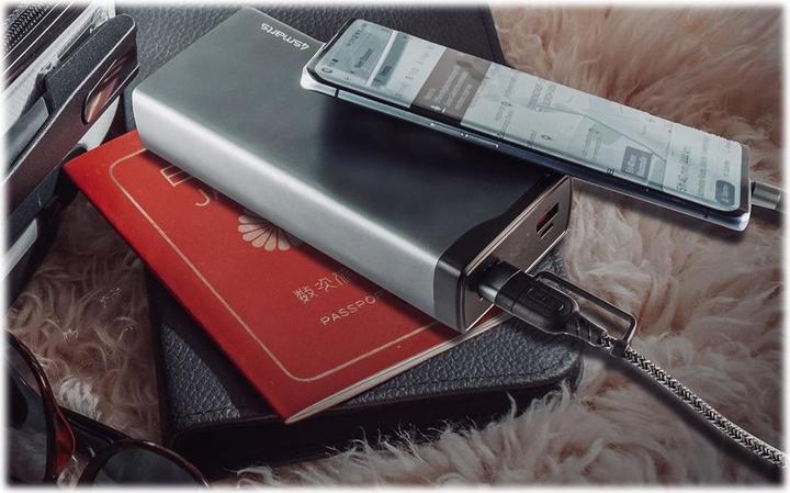 Actual product image 4smarts VoltHub Pro (26800 mAh, 22.50 W, 99.16 Wh)