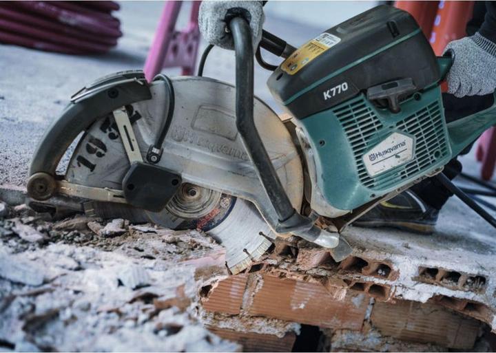 Produktbild Bosch Professional Zubehör PRO Abrasive Diamanttrennscheibe, 450 x 25,4 mm