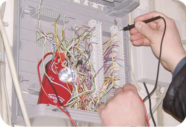 Produktbild Testboy 20 Plus Multi-Tester 300 V (CAT III 300V, Hand-Multimeter)