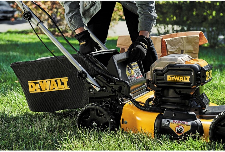 Actual product image DeWalt DCMWSP564N-XJ (Rechargeable battery operated)