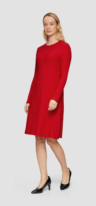 Immagine prodotto S.Oliver Kleid Plissiertes Kleid im Slim Fit aus Viskosemix (44)