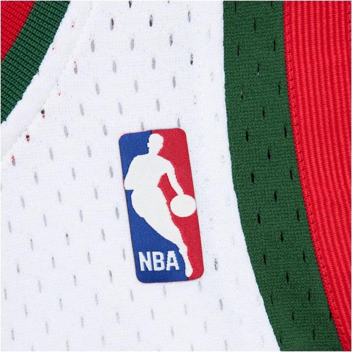 Actual product image Mitchell & Ness Jersey Milwaukee Bucks Swingman 2013/14 (S)