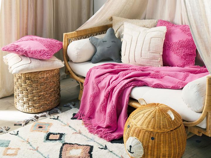 Actual product image Beliani Khari (150 x 125 cm)