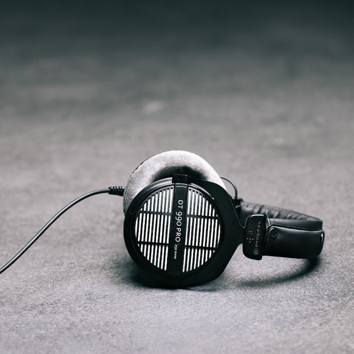Produktbild Beyerdynamic DT 990Pro (keine Geräuschunterdrückung, Kabelgebunden)