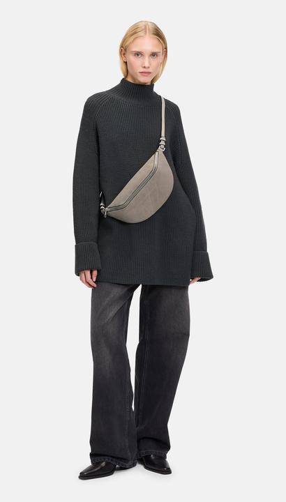 Actual product image Liebeskind Berlin Belt-Bag Belt-Bag im Materialmix aus weichem Veloursleder