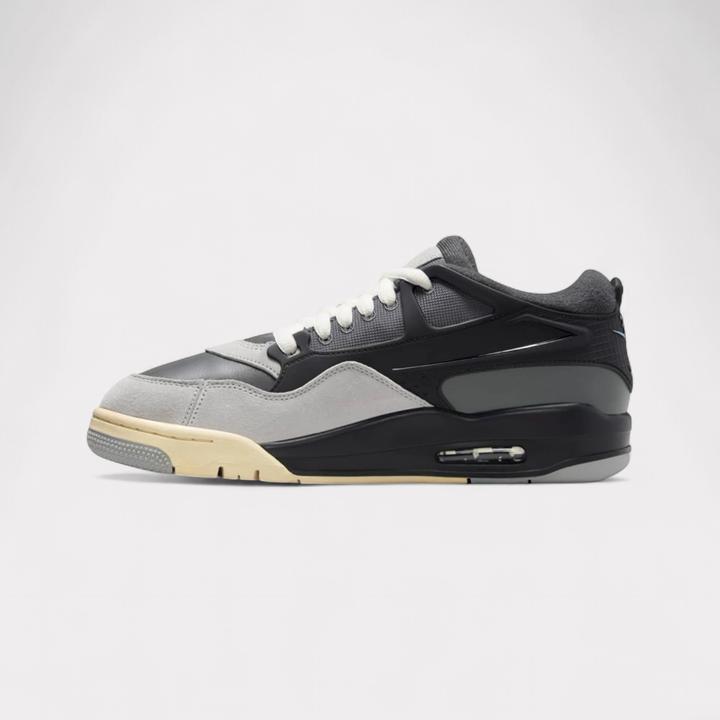 Produktbild Nike Air Jordan 4 RM (42)