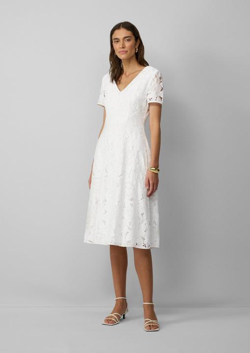 Image du produit S.Oliver Kleid Midikleid aus Spitze mit blickdichtem Futter und floralem Muster (44)