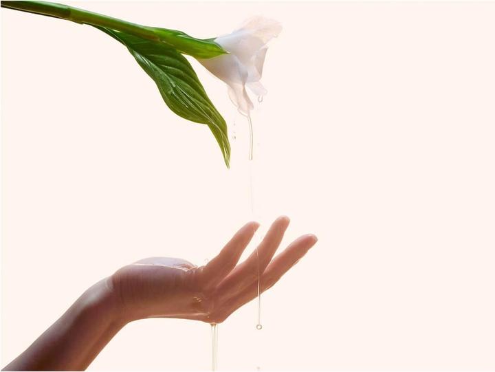 Actual product image Aromatica Reviving Rose Infusion Cream Cleanser (Cleansing lotion)