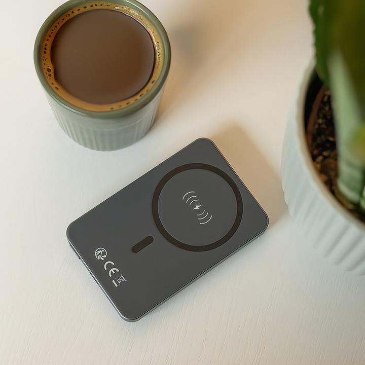 Immagine prodotto Forever power bank wireless MATB-200 20W PD 5000 mAh magnetico nero (5000 mAh, 20 W, 18.50 Wh)