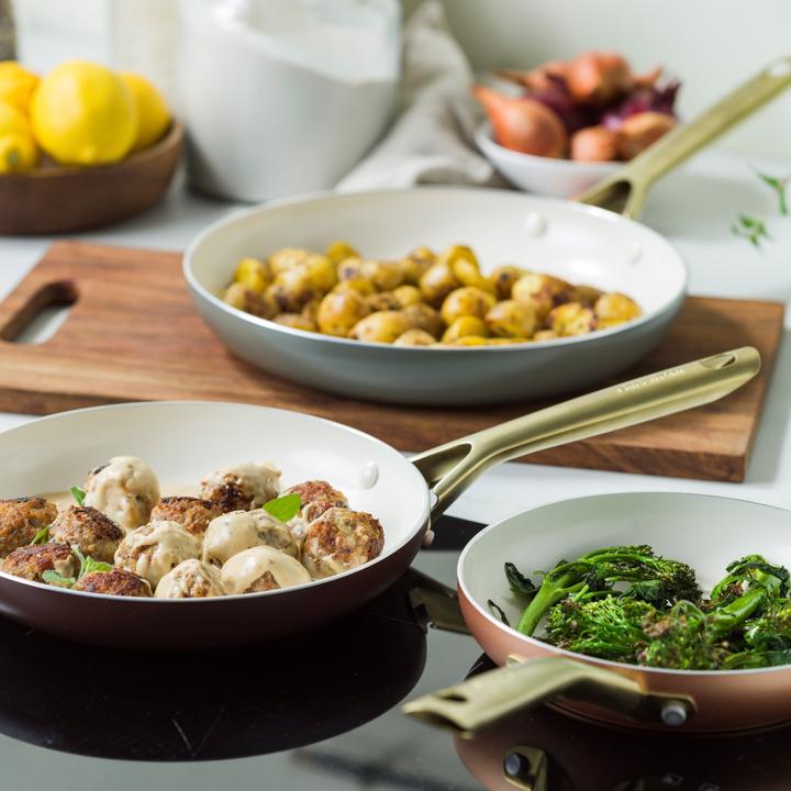 Actual product image Greenpan Shades 3-delige Pannenset met keramische antikleeflaag - TERRA 3-delig (CC009020001) (Aluminium)