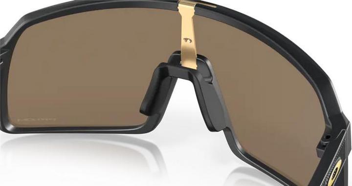 Actual product image Oakley Sutro (Mat carbon, Prizm 24k)