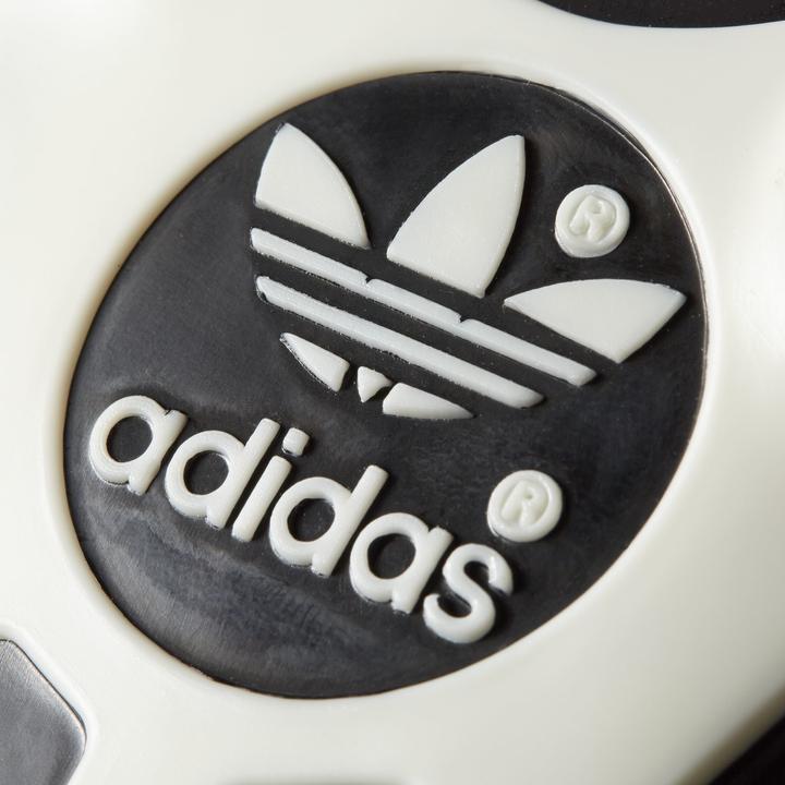 Produktbild adidas World Cup (39 1/3)