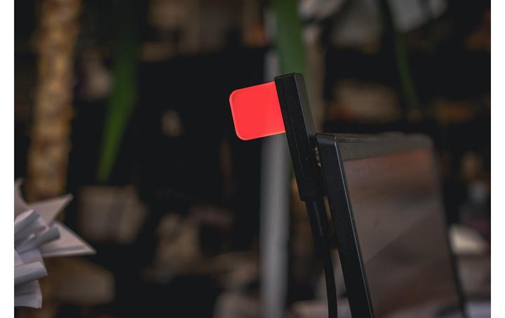 Actual product image Luxafor Flag with 0.5 m USB-C cable, Black