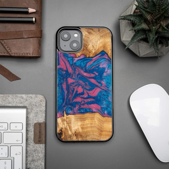 Actual product image Bewood Wood and resin case for iPhone 15 Plus Unique Vegas - pink and blue (Apple iPhone 15 Plus)