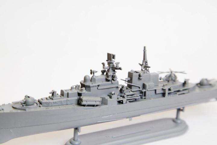 Actual product image Tamiya 1:700 Russian destroyer Sovremenny
