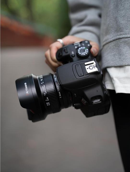 Immagine prodotto 7artisans Lunghezza focale fissa 7,5 mm F/3,5 Ultra Wide APS-C - Canon EF (Canon EF, APS-C / DX)