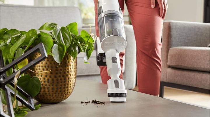 Actual product image Greenworks cordless vacuum cleaner GD24SVK4D 24V 4Ah