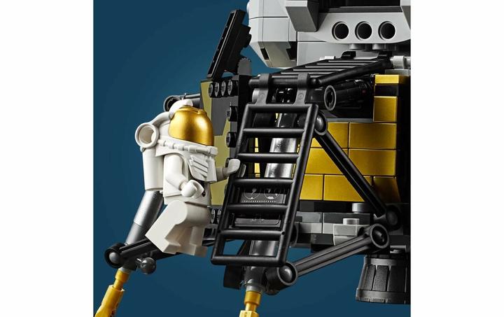 Immagine prodotto LEGO NASA Apollo 11 Lunar Lander (10266, LEGO Creator Expert, Set LEGO rari)