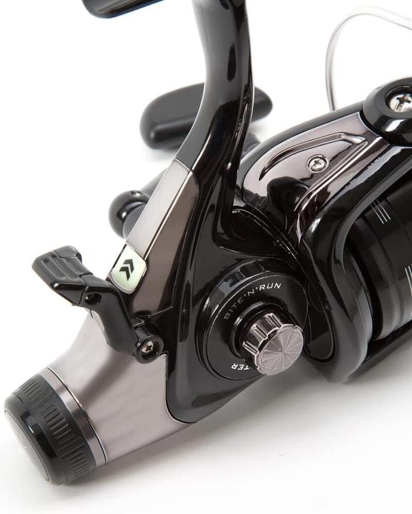 Image du produit Daiwa Black Widow Baitrunner 5000 BR