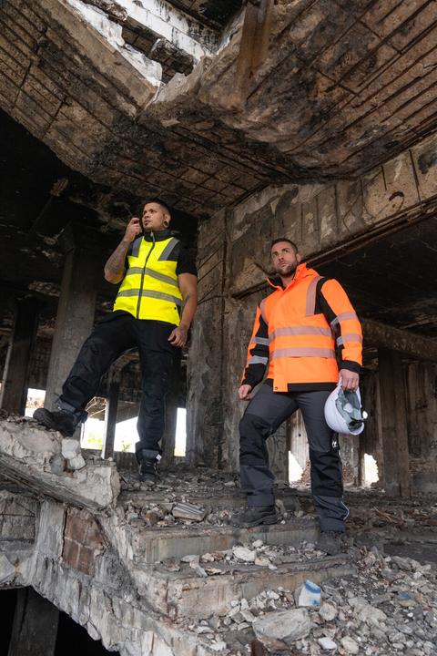 Actual product image Korntex Hi-Vis Softshell Rain Jacket (XL)