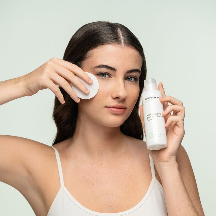 Immagine prodotto InnovaGoods Tonico viso idratante con effetto esfoliante CBD Zenfresh 150 ml (Scrub detergente, 150 ml)