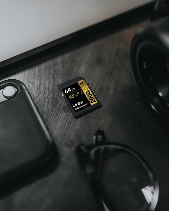 Image du produit Lexar Professional Gold 2000x (64 Go, SDXC, U3, UHS-II)