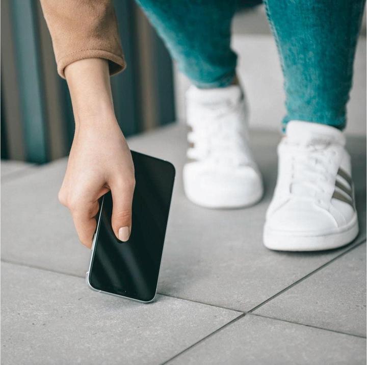 Actual product image Hama Hiflex (1 pcs., Apple iPhone 14 Plus)