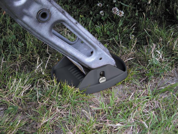 Actual product image Eurotrail Caravan support plate set